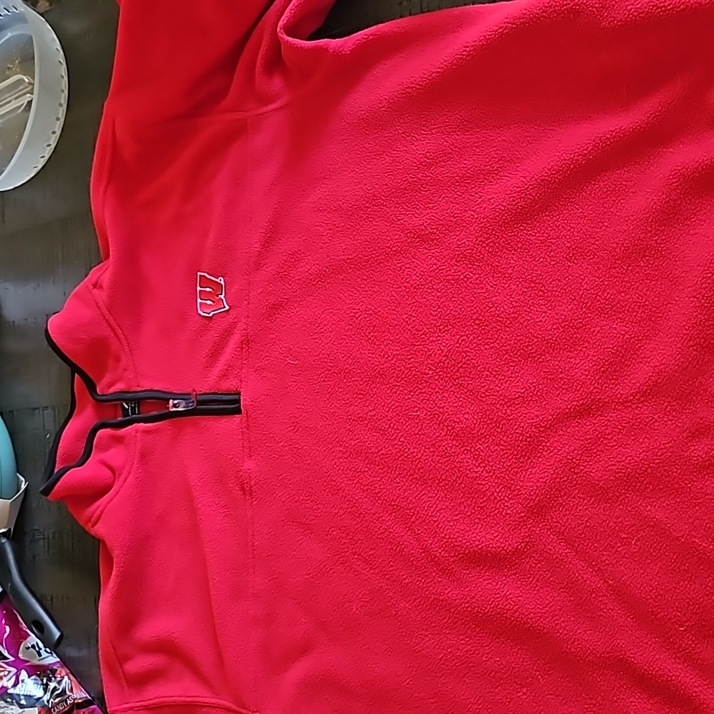 University of Wisconsin zipper sweater